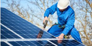 Installation Maintenance Panneaux Solaires Photovoltaïques à Frontonas